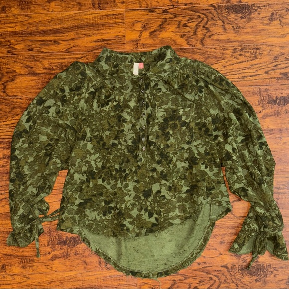 Pilcro Anthropologie Green Floral Puff Sleeve Top Women’s Camo Button-up Blouse - Picture 4 of 11